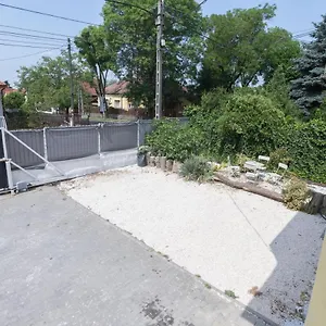 Hi-bp Garden Batsanyi Tiny House Near The Train With Free Parking Budapeszt